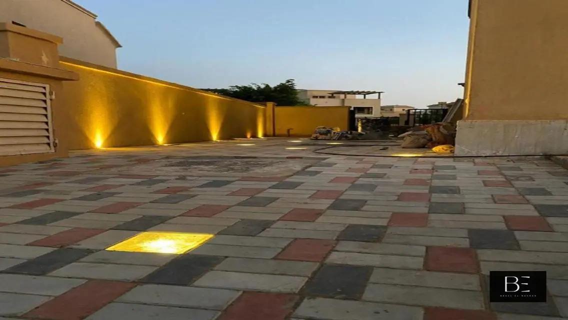 Luxury Villa with Private Garden and Shared Pool for Sale