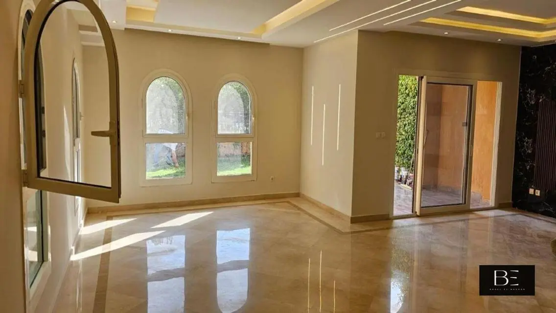 Luxury Villa with Private Garden and Shared Pool for Sale