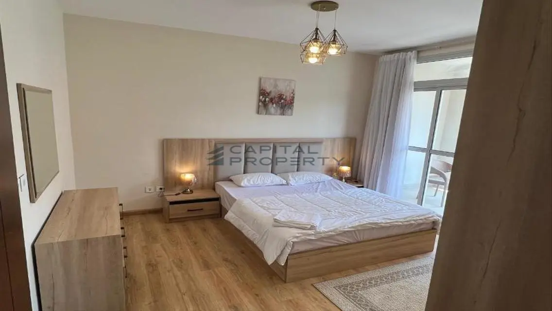 Luxury 2-Bedroom Apartment in The Collaborative West