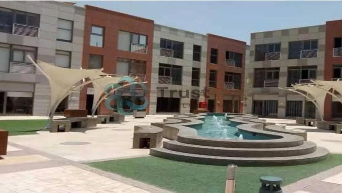 عقار فاخر مكون من 3 غرف و 2 حمام بمساحة 240 متر