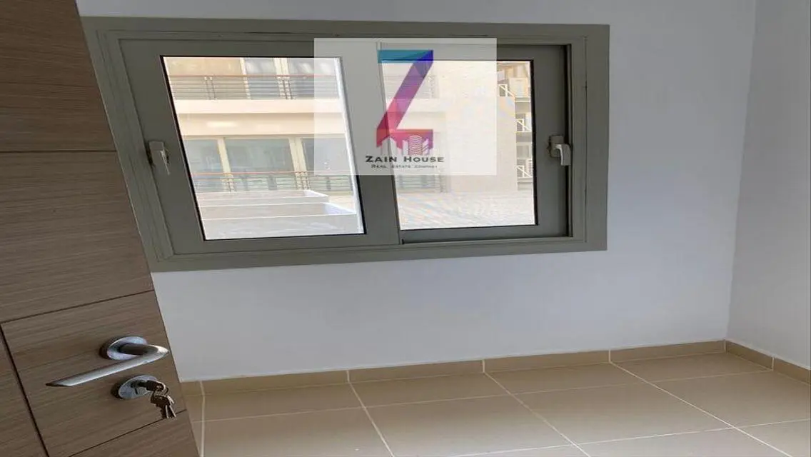 Luxurious Apartment with Competitive Space and Amenities