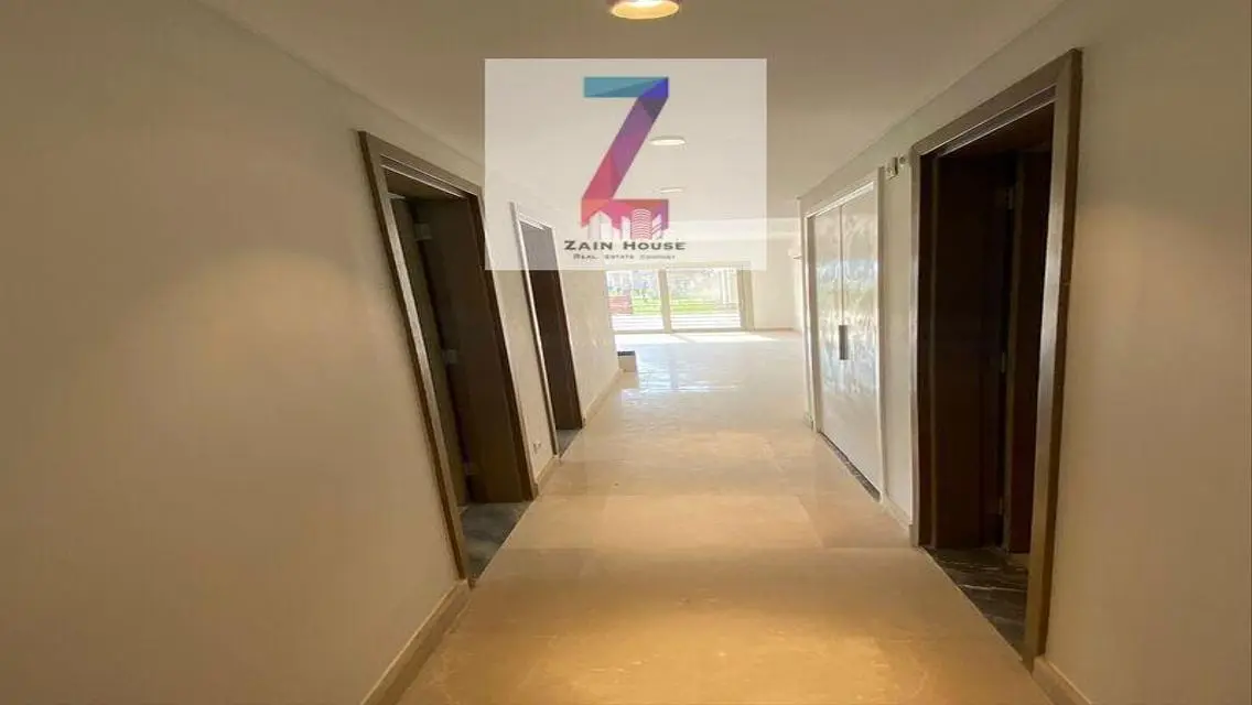 Luxurious Apartment with Competitive Space and Amenities