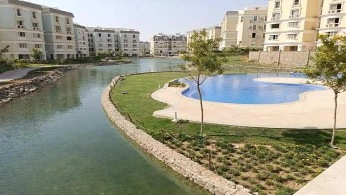 فيلا فاخرة للإيجار مع جميع المرافق