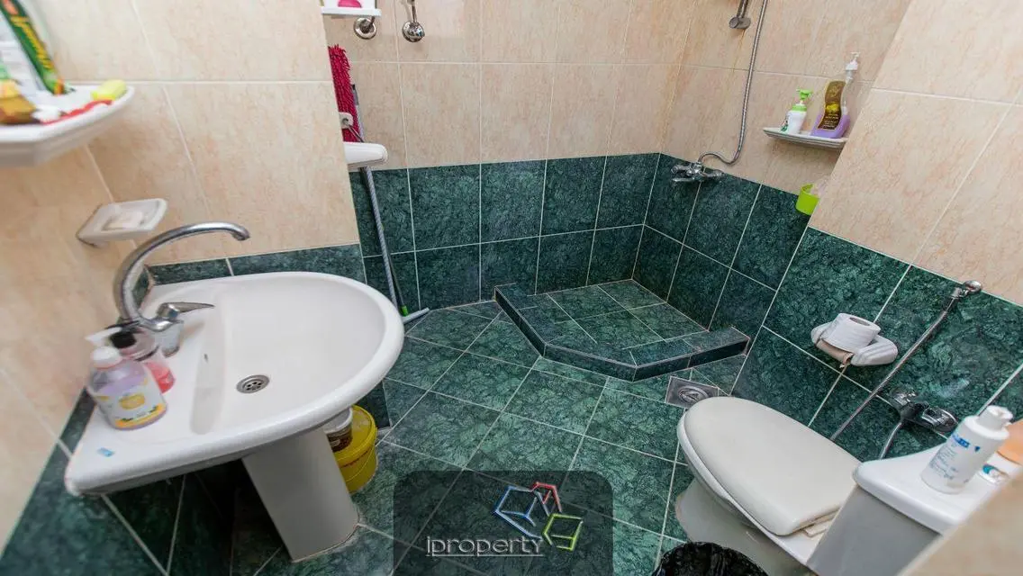شقة فاخرة بمساحة 140 متر في الإسكندرية