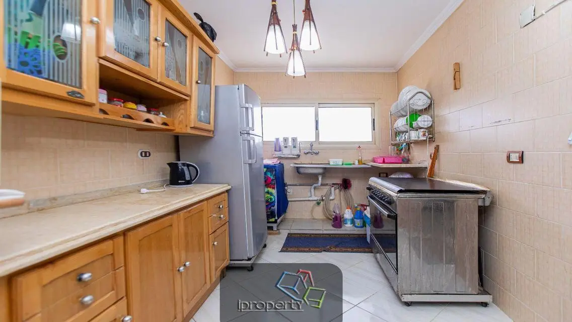 شقة فاخرة بمساحة 140 متر في الإسكندرية