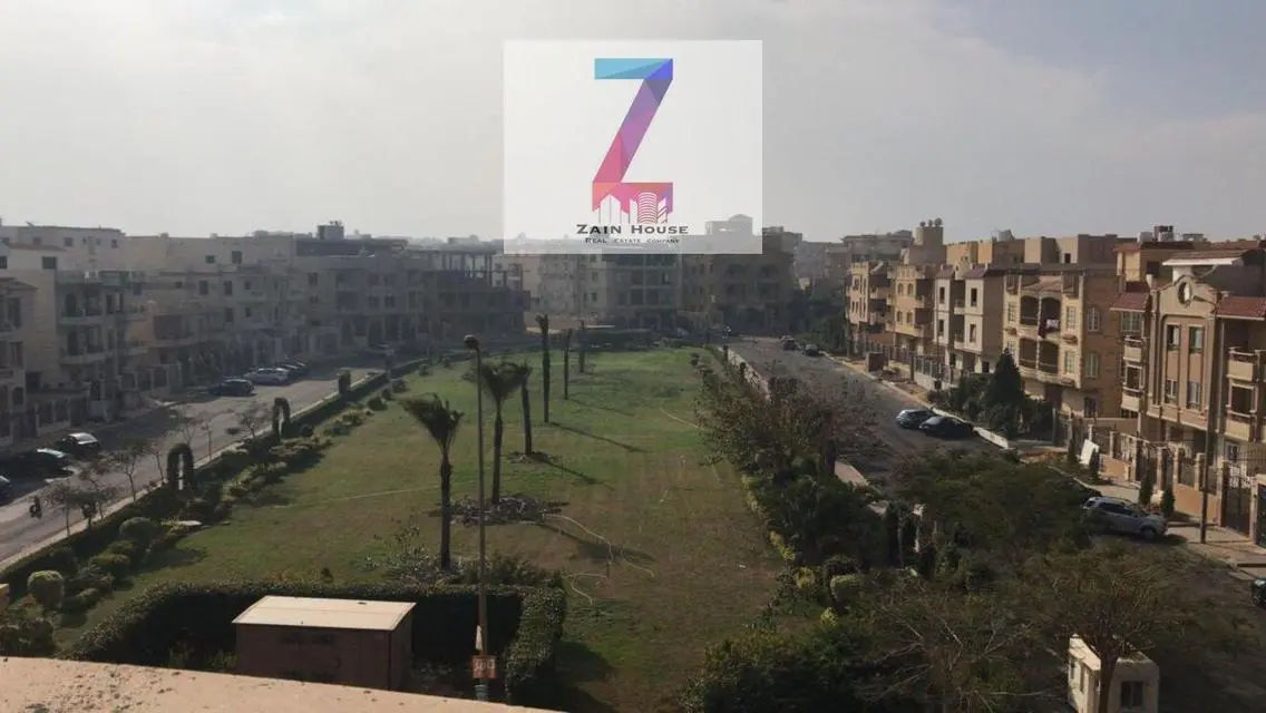 شقة رائعة بمساحة 310 متر في قلب المدينة