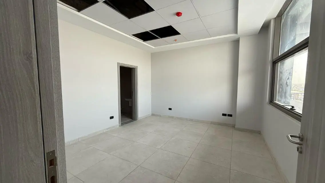 Fully Furnished Apartment for Sale in Beverly