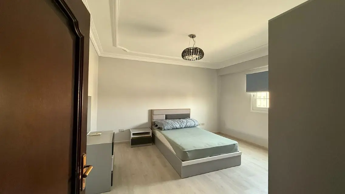 Fully Furnished Apartment for Sale in Beverly