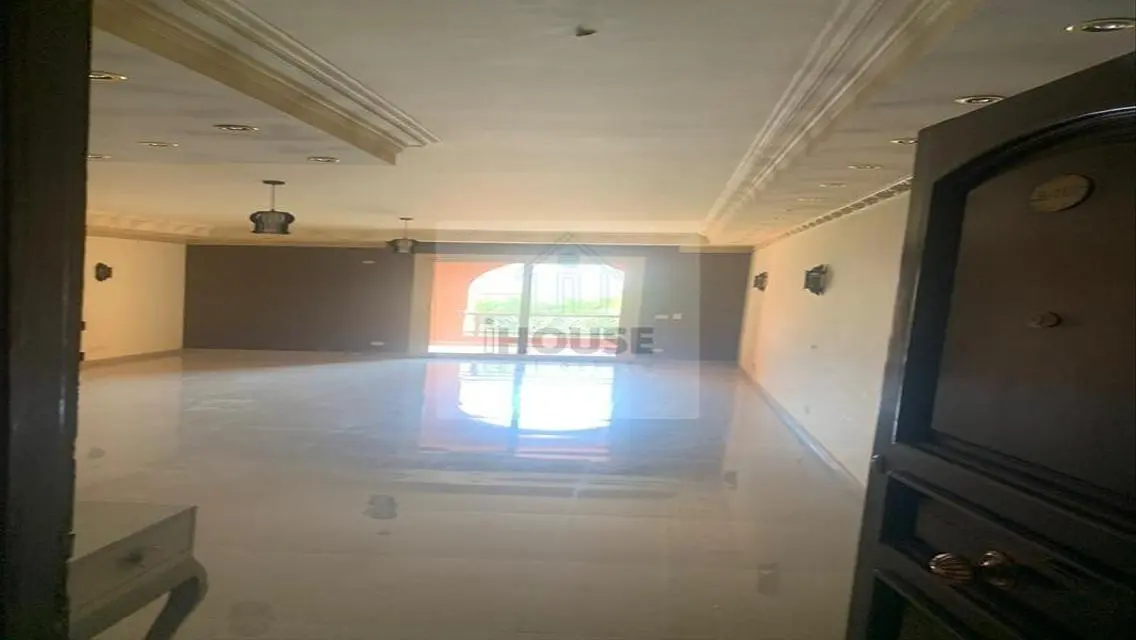 شقة فاخرة للإيجار