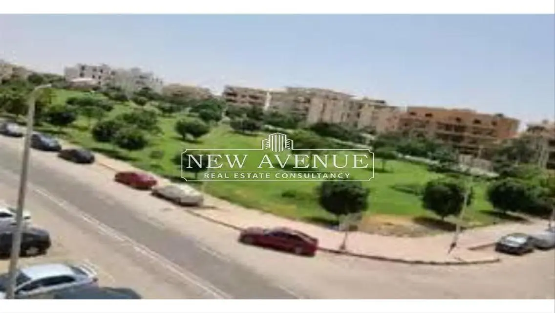 Luxury Apartment with Private Garden and Maid's Room