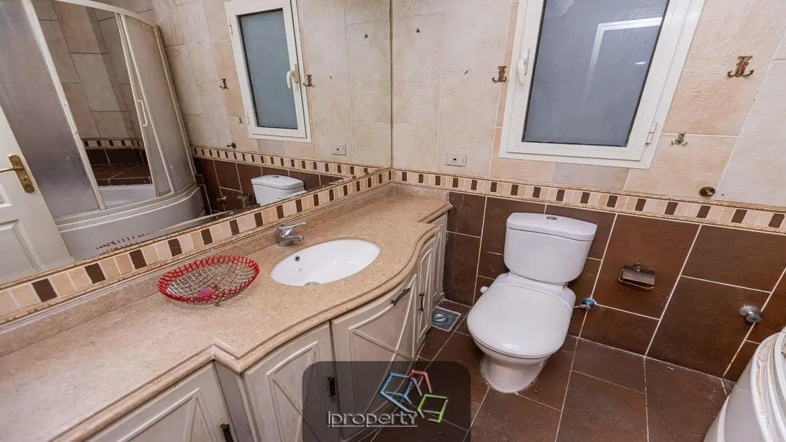 فرصة استثمارية فاخرة في الإسكندرية