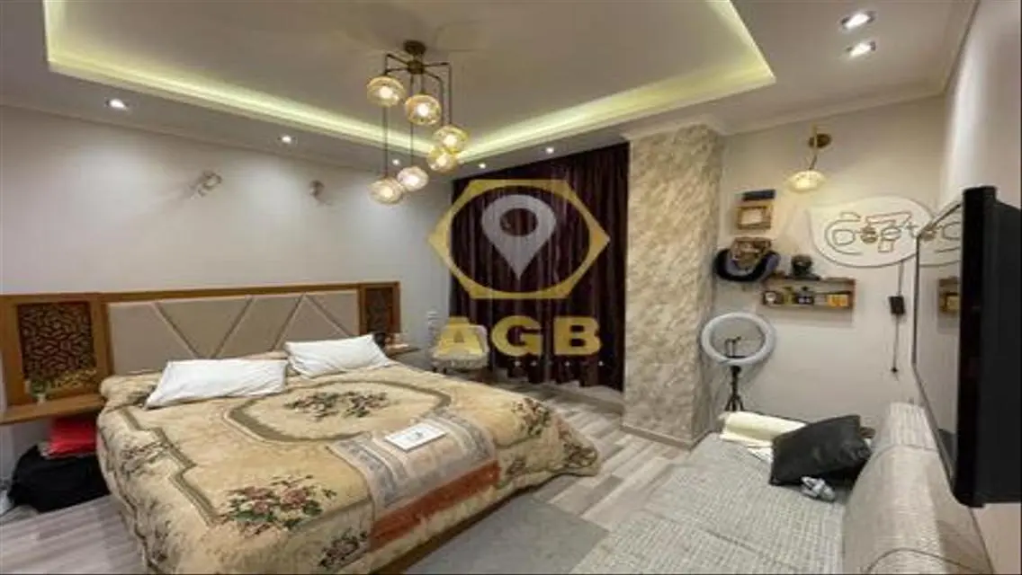 Luxury Villa in the Heart of 213 City