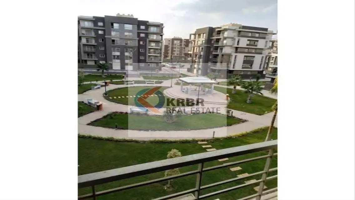 Beautiful Apartment with Balcony and Security Guard