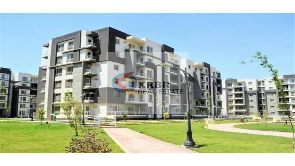 Beautiful Apartment with Balcony and Security Guard