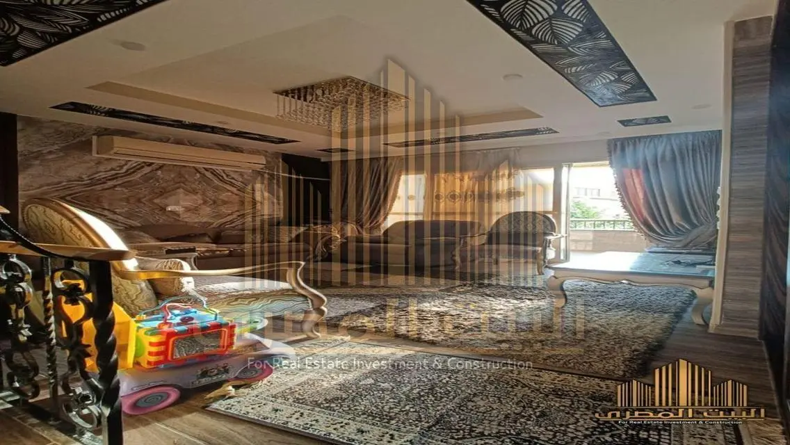 Luxury Villa for Sale with Private Garden and Pool