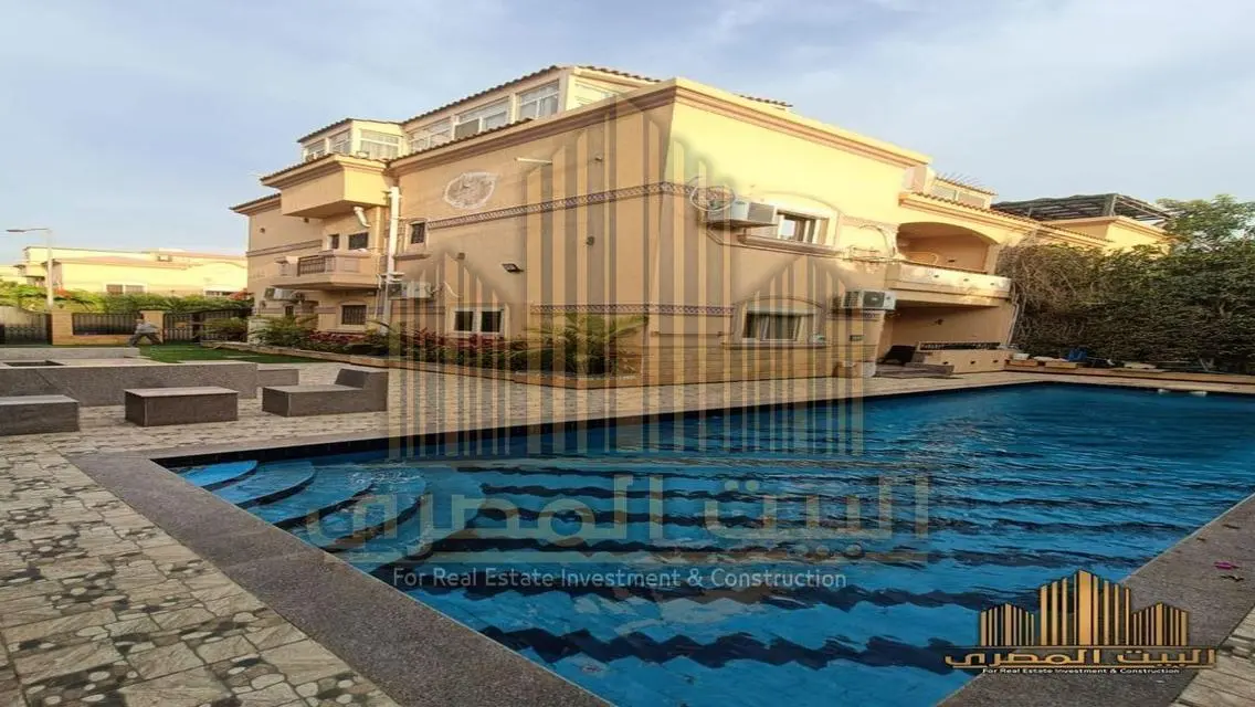 Luxury Villa for Sale with Private Garden and Pool