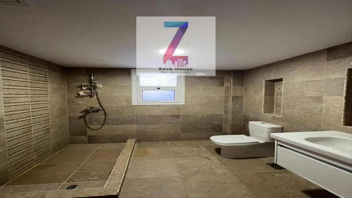 Luxury Apartment for Sale with 265 sqm in Prime Location