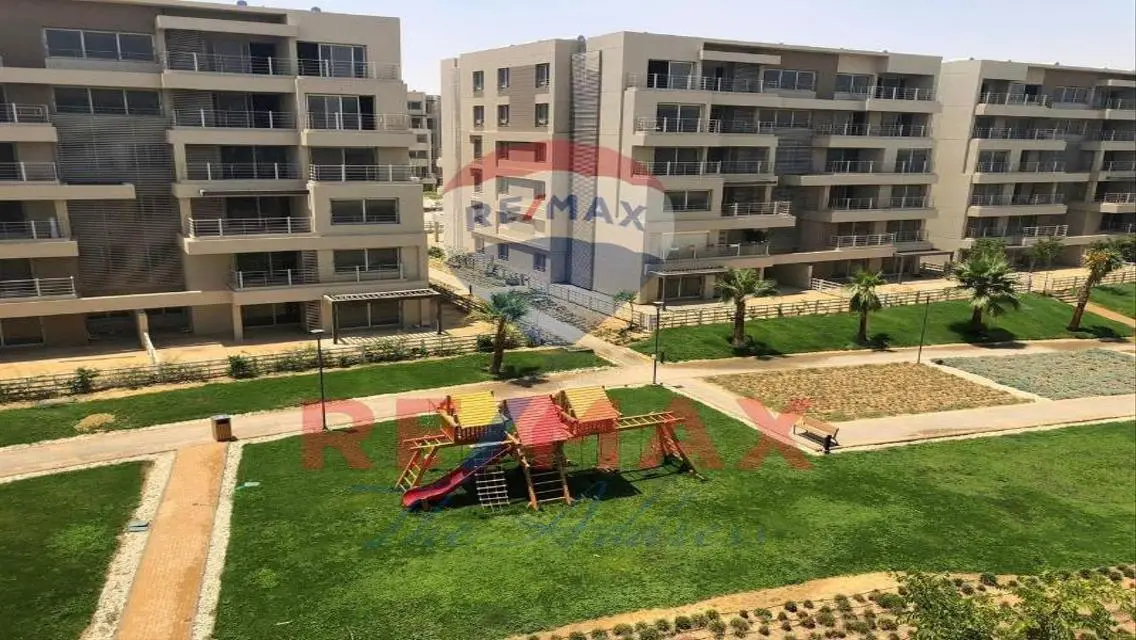 شقة فاخرة بمساحة 206 متر للبيع