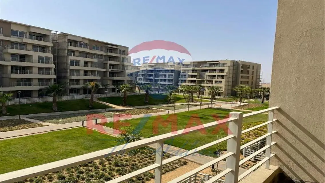 شقة فاخرة بمساحة 206 متر للبيع