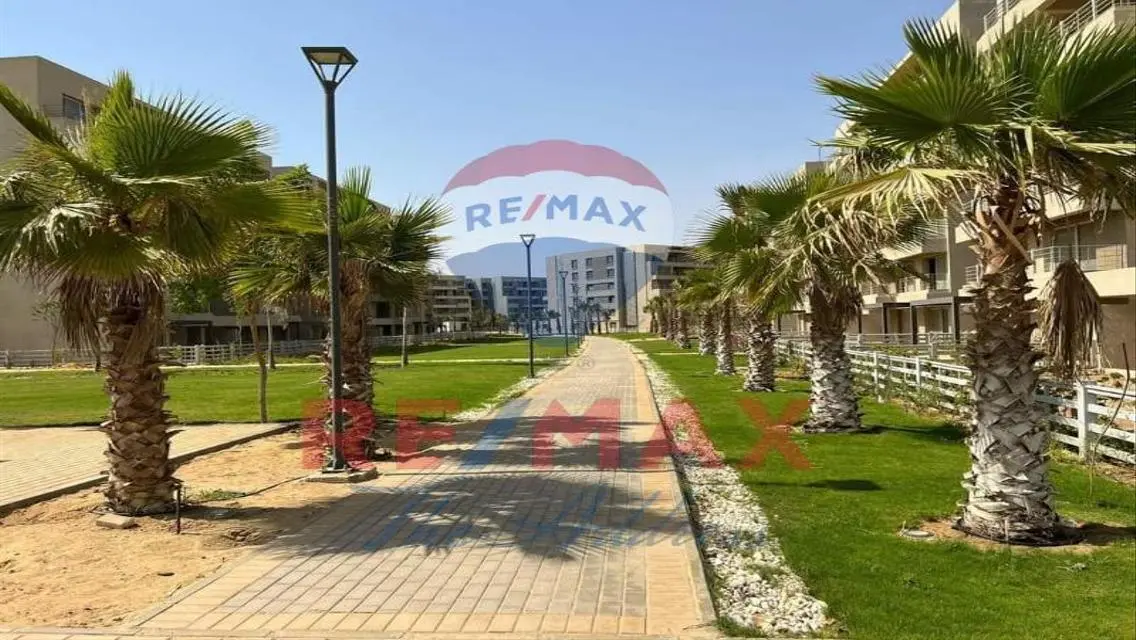 شقة فاخرة بمساحة 206 متر للبيع