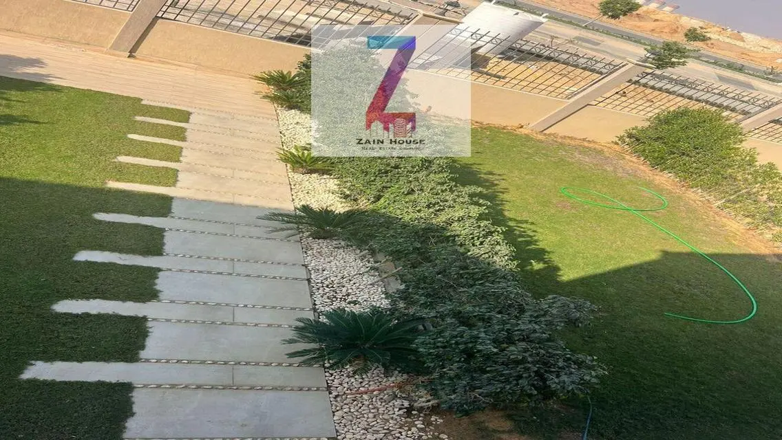 شقة مميزة للبيع في قلب المدينة