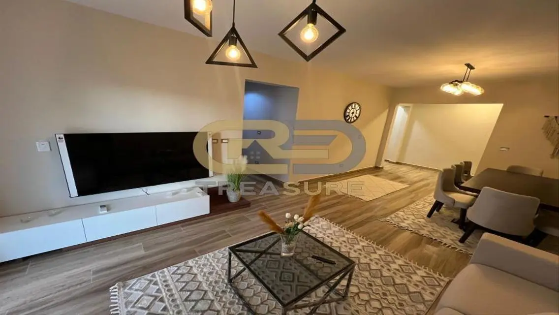 Amazing Investment Opportunity in 160 sqm Apartment