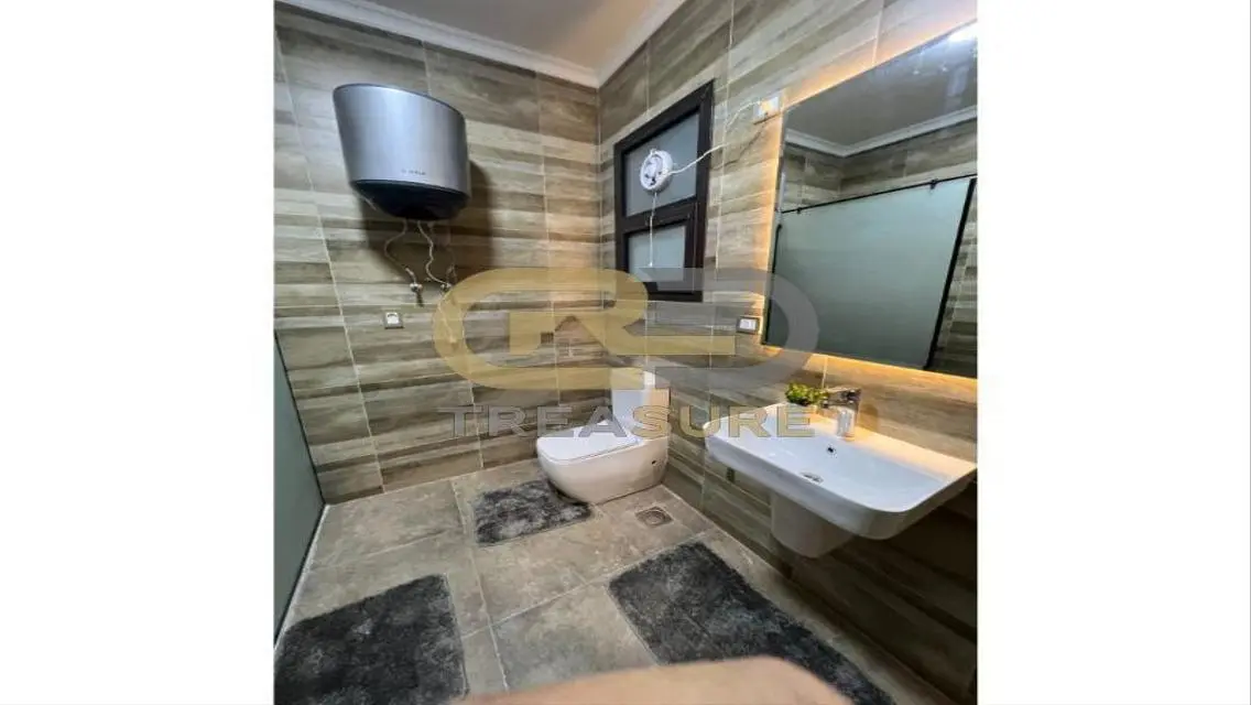 Amazing Investment Opportunity in 160 sqm Apartment