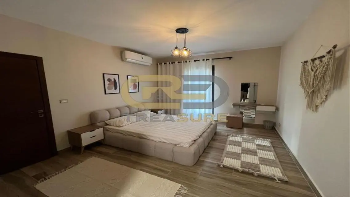 Amazing Investment Opportunity in 160 sqm Apartment