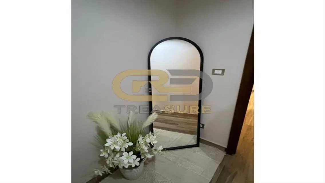 Amazing Investment Opportunity in 160 sqm Apartment