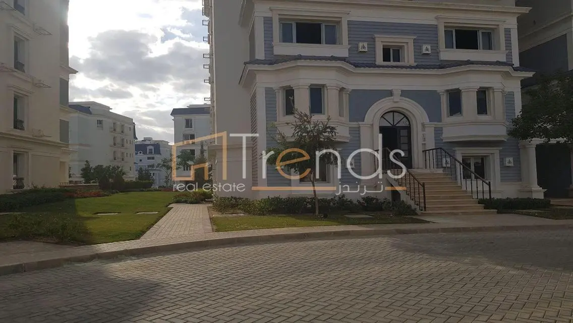 Luxurious 4 Bedroom Apartment in a Prime Area