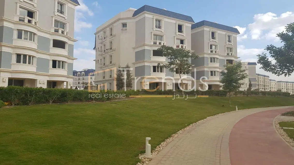 Luxurious 4 Bedroom Apartment in a Prime Area