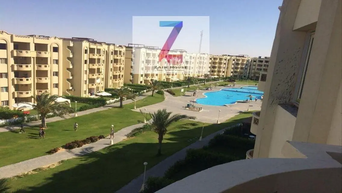 فخامة في قلب الطبيعة: شقة رائعة للبيع
