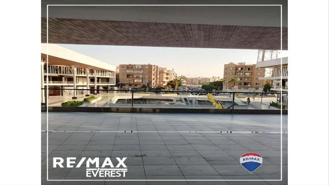 ركن فخم للإيجار في West Gate 94
