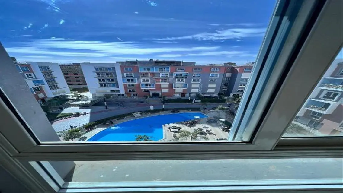 عمارة سكنية فاخرة للبيع - 300 متر