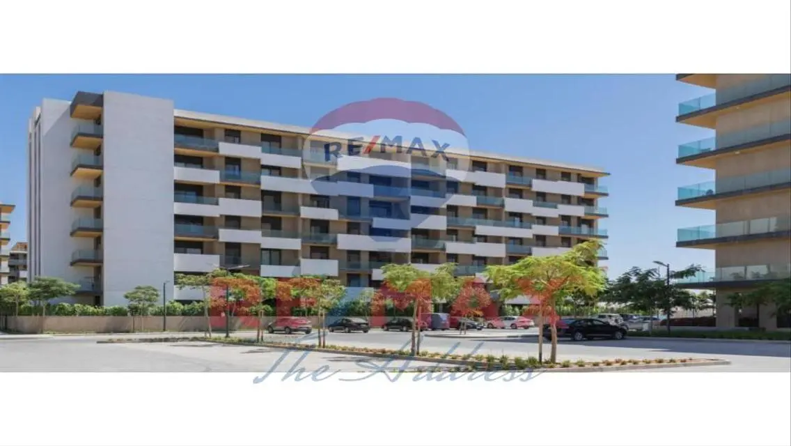 Luxury Apartment with Modern Design in the City Center