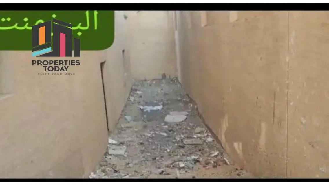 شقة فاخرة بمساحة واسعة للبيع