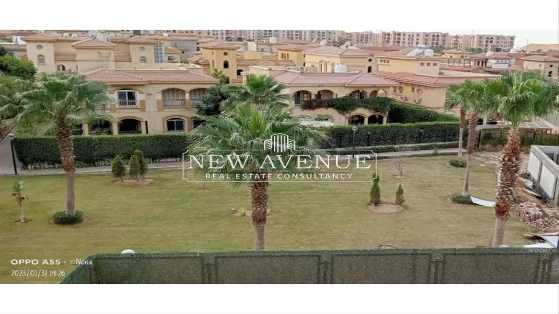 Luxurious Villa with Spacious Area