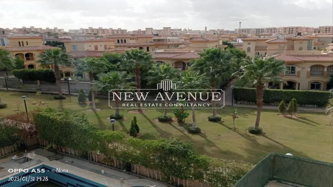 Luxurious Villa with Spacious Area