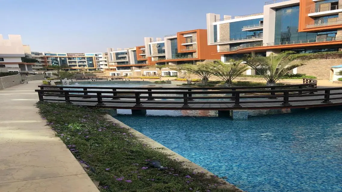 فيلا فاخرة للبيع بمساحة 337 متر