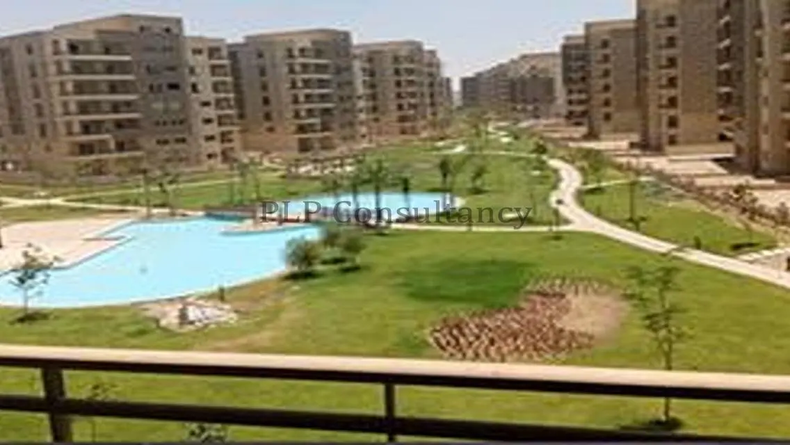 شقة فاخرة في قلب المدينة للبيع
