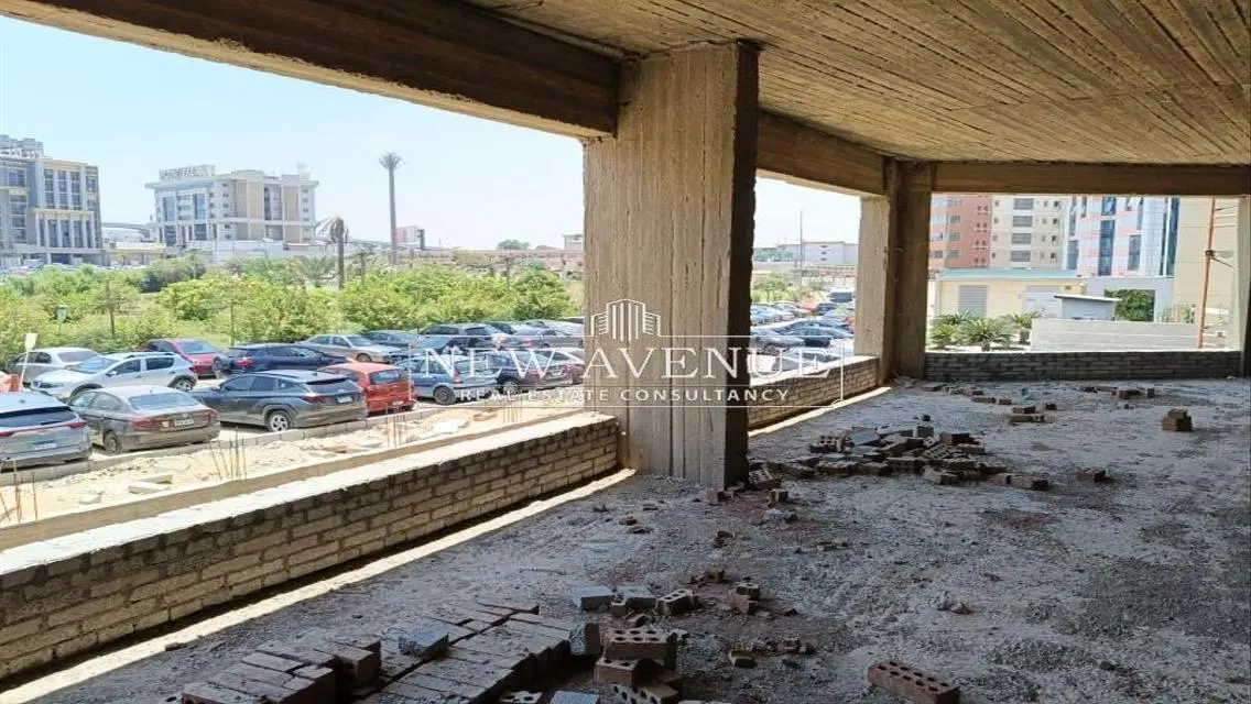 Spacious 2000 sqm Office for Sale