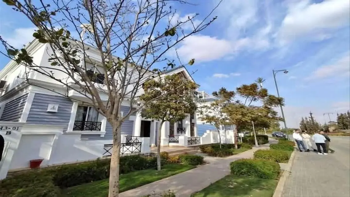 Luxury Villa for Sale with Private Pool and Garden