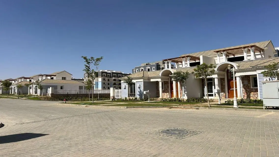 Luxury Villa for Sale with Private Pool and Garden