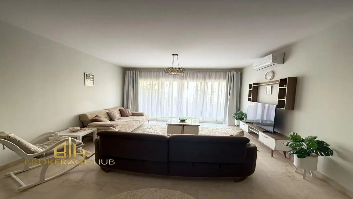 Exclusive Apartment for Sale with Scenic Lake View