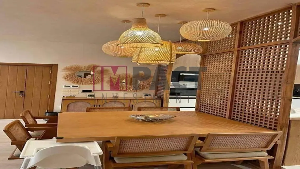 Luxury Villa for Sale with Private Pool and Garden