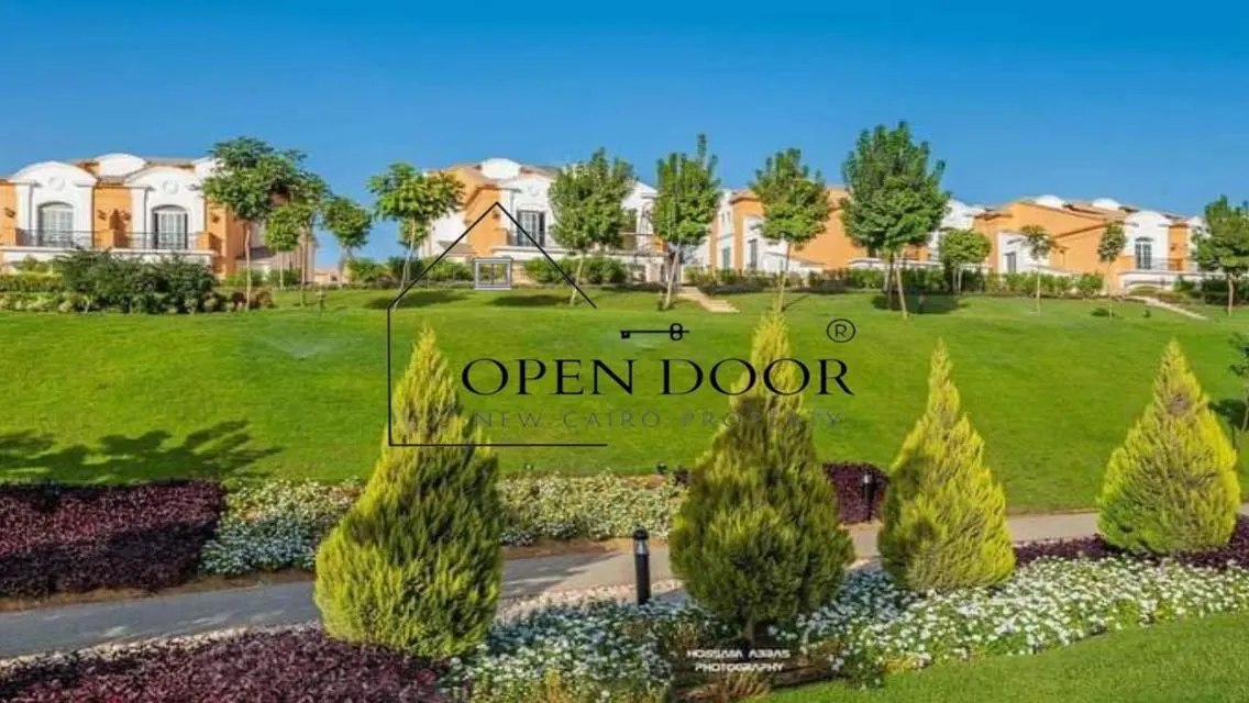 Luxury Apartment for Sale with Stunning Lake Views
