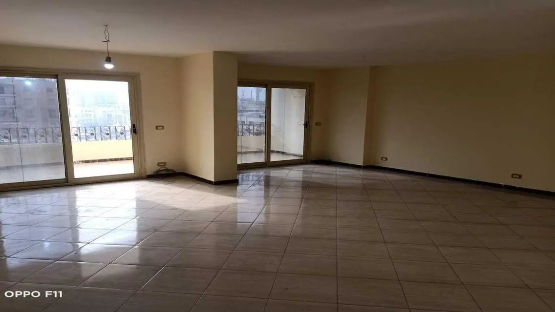 Fantastic Apartment for Rent Near a Landmark
