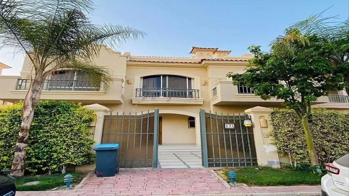 Luxury Villa for Sale with 420 sqm in Prime Location