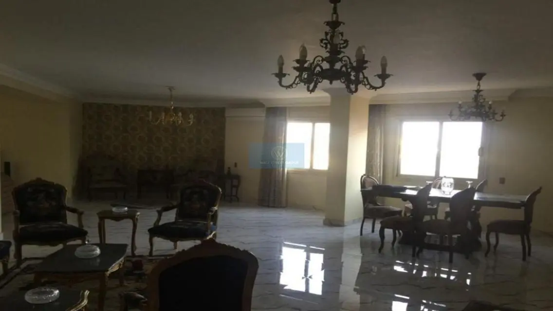Amazing Apartment with 288 Square Meters