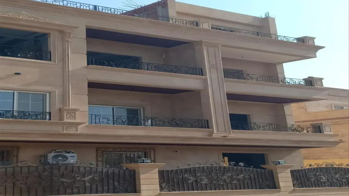 Luxurious Apartment for Sale with Spacious Areas and Green Spaces